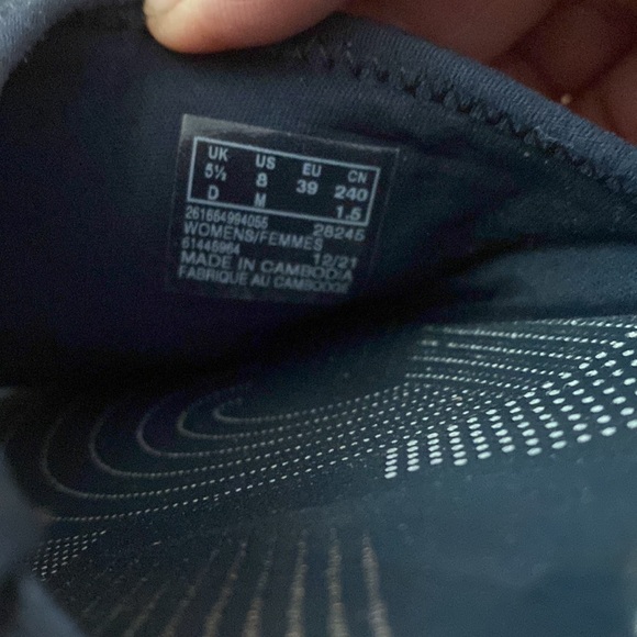 Clark’s .Cloud STeppers Womens sandals. - Picture 4 of 5